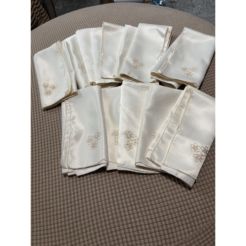 Vintage Cream Satin Napkins Set of 10 Floral Embroidered Scalloped Edge Ivory